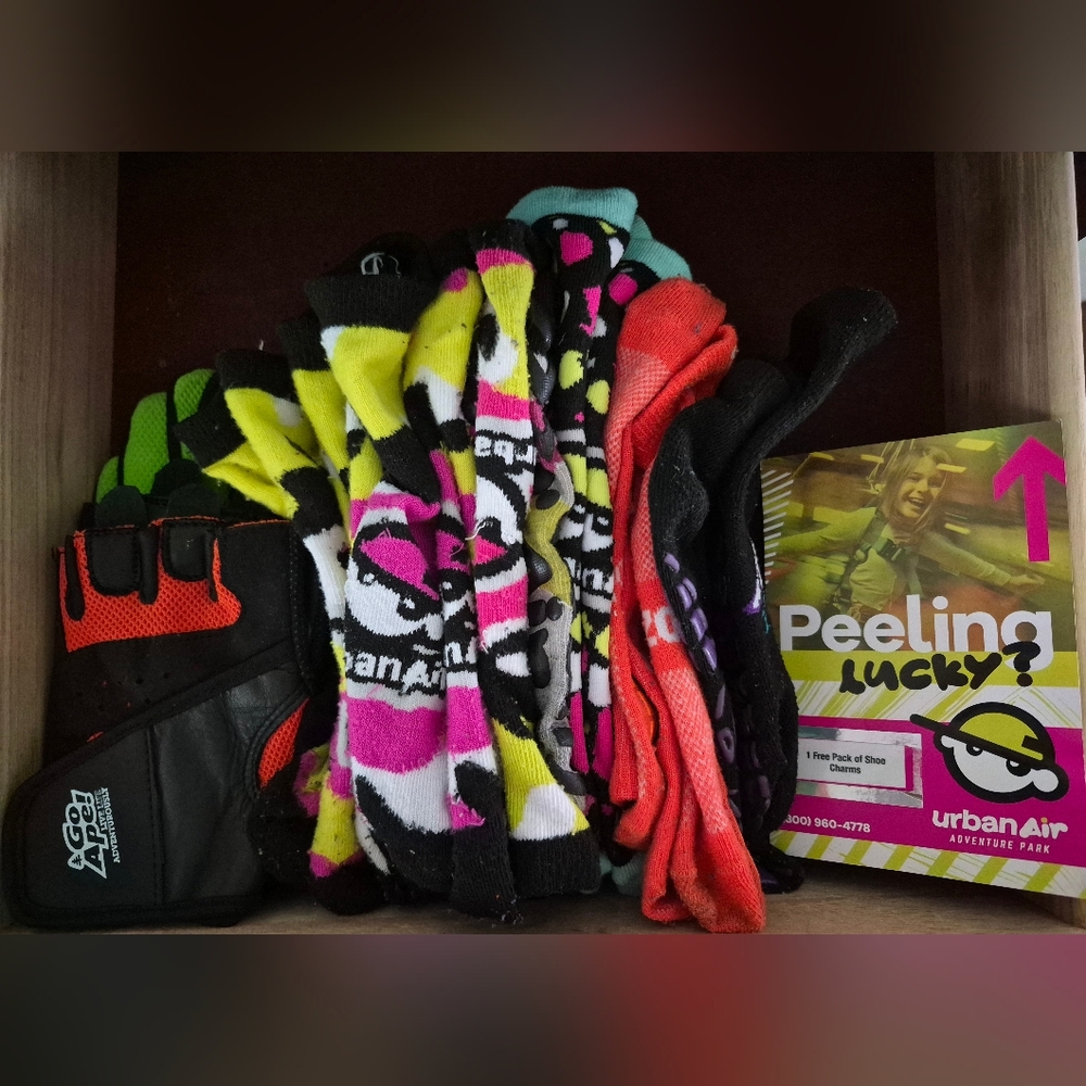 Adventure Trampoline Park Grip Socks & Gloves Bundle Urban Air Skyzone Altitude